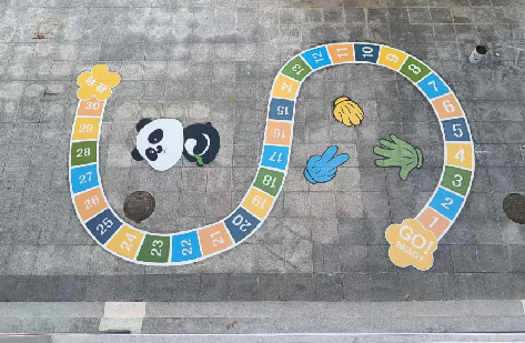 景谷地面游戏彩绘